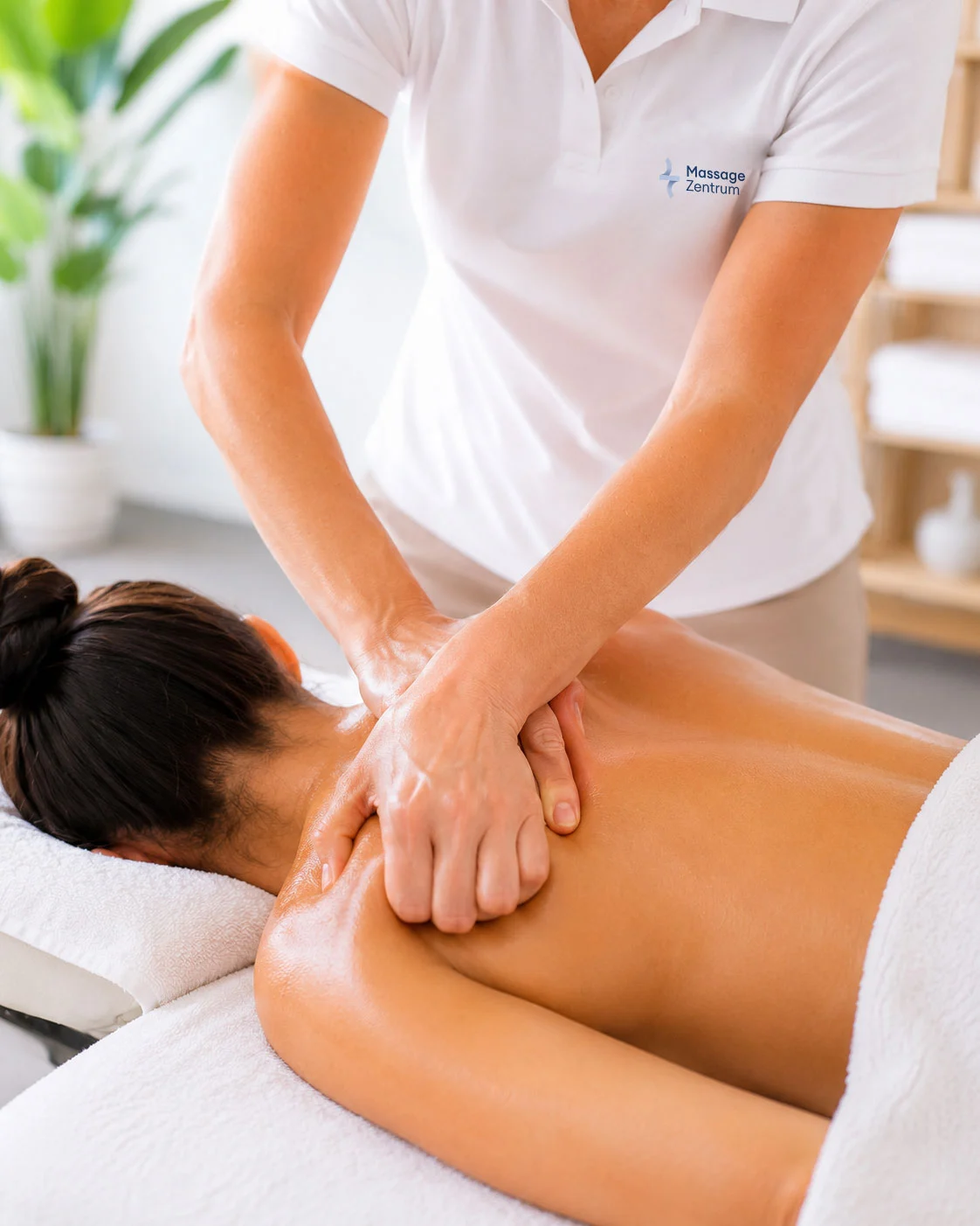 Sport-Massage für aktive Menschen in der Praxis für Volketswil